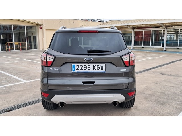 FordKuga 1.5 EcoBoost S&S Titanium 4x4 Auto 132 kW (180 CV) Vehículo usado en Barcelona - 16 FordKuga 1.5 EcoBoost S&S Titanium 4x4 Auto 132 kW (180 CV) Vehículo usado en Barcelona - 16
