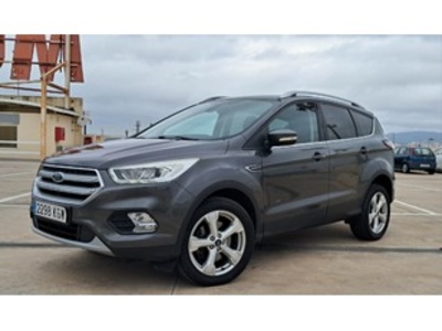 Ford Kuga 1.5 EcoBoost S&S Titanium 4x4 Auto 132 kW (180 CV) Ford Kuga 1.5 EcoBoost S&S Titanium 4x4 Auto 132 kW (180 CV)