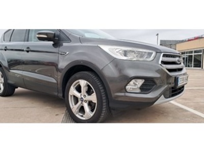 Ford Kuga 1.5 EcoBoost S&S Titanium 4x4 Auto 132 kW (180 CV) Ford Kuga 1.5 EcoBoost S&S Titanium 4x4 Auto 132 kW (180 CV)