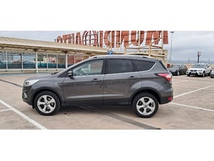 Ford Kuga 1.5 EcoBoost S&S Titanium 4x4 Auto 132 kW (180 CV) Ford Kuga 1.5 EcoBoost S&S Titanium 4x4 Auto 132 kW (180 CV)