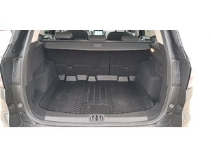 Ford Kuga 1.5 EcoBoost S&S Titanium 4x4 Auto 132 kW (180 CV) Ford Kuga 1.5 EcoBoost S&S Titanium 4x4 Auto 132 kW (180 CV)