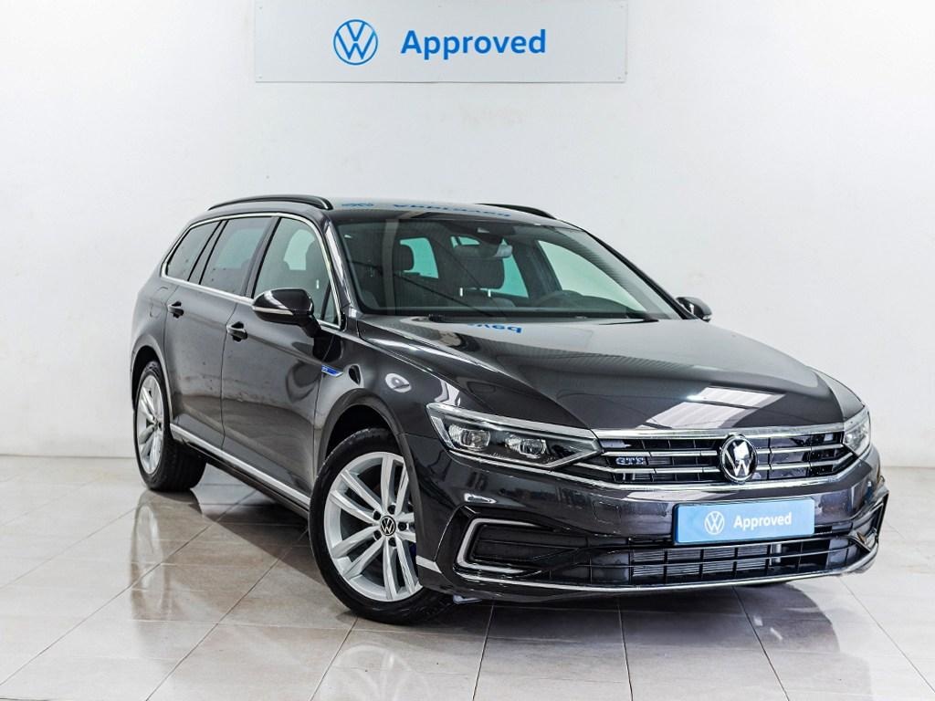 Volkswagen Passat Variant GTE 1.4 TSI e-Power 160 kW (218 CV) DSG KM0 en Madrid