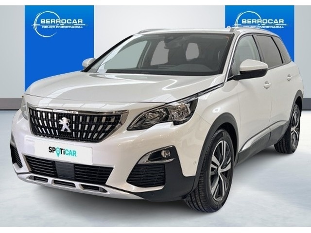 Peugeot 5008 PureTech 130 S&S Allure 96 kW (130 CV) Vehículo usado en Sevilla