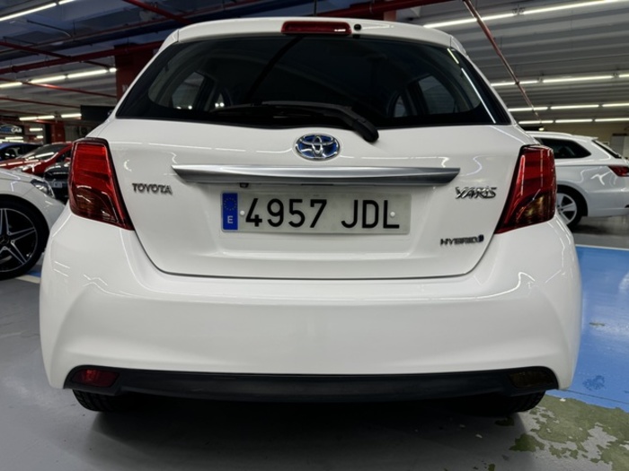 ToyotaYaris 100H Advance 74 kW (100 CV) Vehículo usado en Barcelona - 11 ToyotaYaris 100H Advance 74 kW (100 CV) Vehículo usado en Barcelona - 11