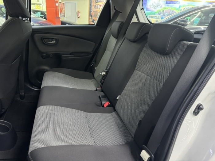 ToyotaYaris 100H Advance 74 kW (100 CV) Vehículo usado en Barcelona - 16 ToyotaYaris 100H Advance 74 kW (100 CV) Vehículo usado en Barcelona - 16