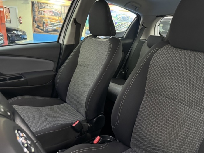 ToyotaYaris 100H Advance 74 kW (100 CV) Vehículo usado en Barcelona - 26 ToyotaYaris 100H Advance 74 kW (100 CV) Vehículo usado en Barcelona - 26