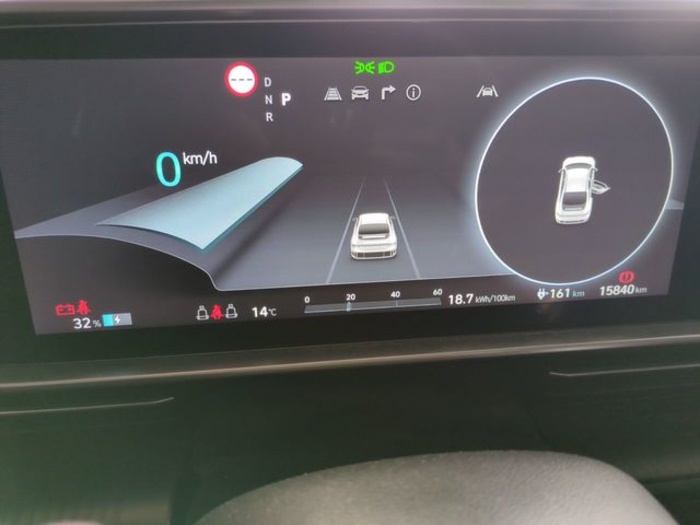 Hyundai Ioniq 6 77kWh BEV HiTECH 168 kW (229 CV) Vehículo usado en Las Palmas - 9 Hyundai Ioniq 6 77kWh BEV HiTECH 168 kW (229 CV) Vehículo usado en Las Palmas - 9