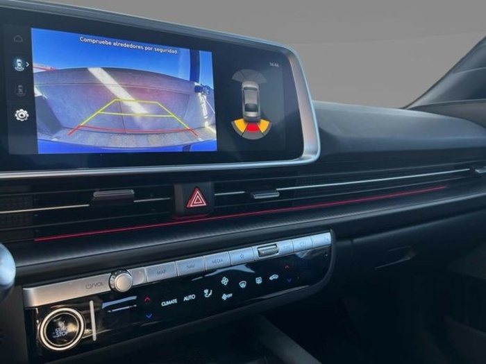 Hyundai Ioniq 6 77kWh BEV HiTECH 168 kW (229 CV) Vehículo usado en Las Palmas - 12 Hyundai Ioniq 6 77kWh BEV HiTECH 168 kW (229 CV) Vehículo usado en Las Palmas - 12