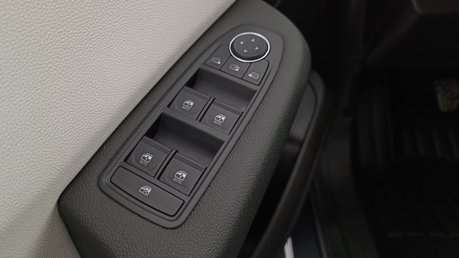 Renault Clio Techno TCe 103 kW (140 CV) - 16