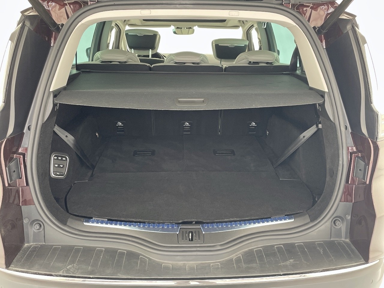 Renault Espace Initiale Paris Blue dCi 139 kW (190 CV) EDC - 5 Renault Espace Initiale Paris Blue dCi 139 kW (190 CV) EDC - 5