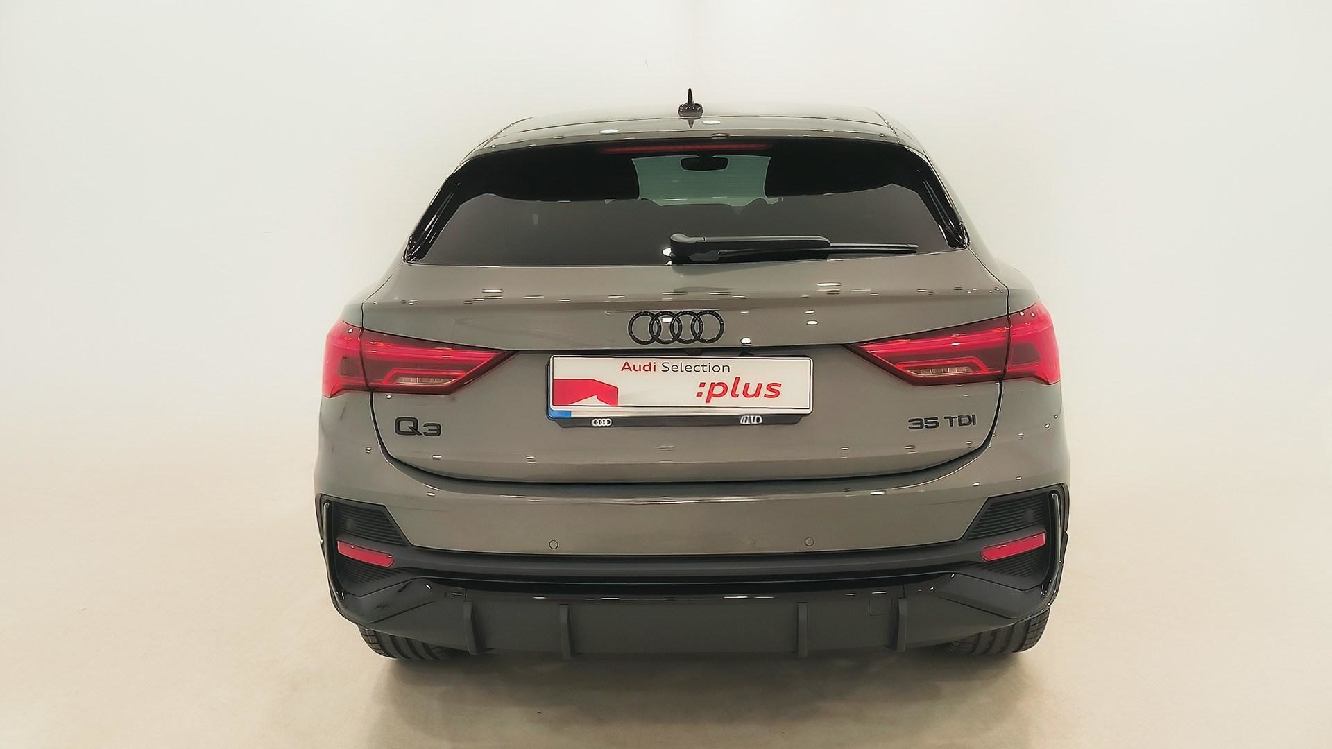 Audi Black line 35 TDI 110 kW (150 CV) S tronic Q3 Sportbackthumbs5