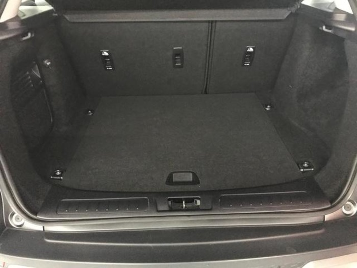 Land RoverRange Rover Evoque 2.0L TD4 SE Dynamic 4x4 110 kW (150 CV) Vehículo usado en Barcelona - 24 Land RoverRange Rover Evoque 2.0L TD4 SE Dynamic 4x4 110 kW (150 CV) Vehículo usado en Barcelona - 24