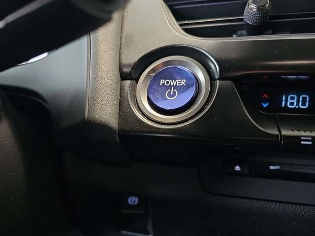 Lexus UX 250h Business 2WD 135 kW (184 CV) Vehículo usado en Madrid - 18