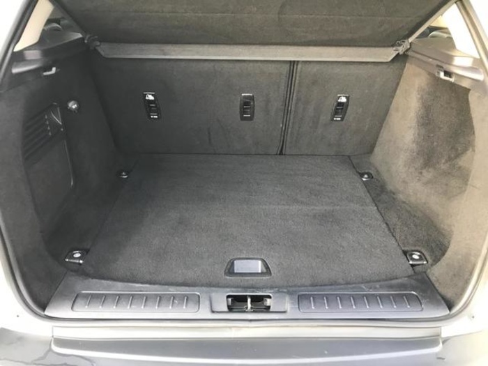 Land RoverRange Rover Evoque D150 R-Dynamic SE 4WD Auto 110 kW (150 CV) Vehículo usado en Barcelona - 26 Land RoverRange Rover Evoque D150 R-Dynamic SE 4WD Auto 110 kW (150 CV) Vehículo usado en Barcelona - 26