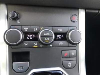 Land Rover Range Rover Evoque D150 R-Dynamic SE 4WD Auto 110 kW (150 CV) Land Rover Range Rover Evoque D150 R-Dynamic SE 4WD Auto 110 kW (150 CV)
