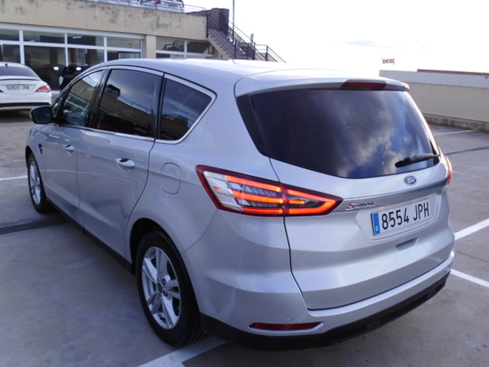FordS-Max 2.0 TDCI Titanium 110 kW (150 CV) Vehículo usado en Barcelona - 4 FordS-Max 2.0 TDCI Titanium 110 kW (150 CV) Vehículo usado en Barcelona - 4