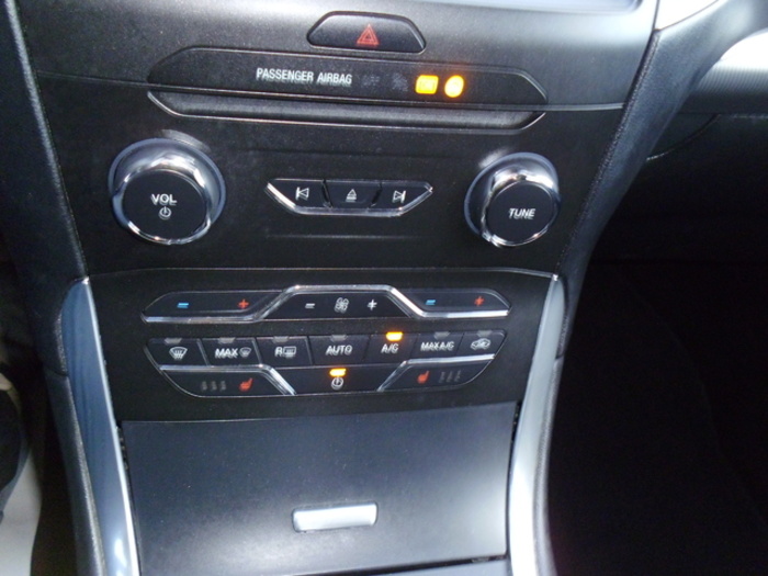 FordS-Max 2.0 TDCI Titanium 110 kW (150 CV) Vehículo usado en Barcelona - 10 FordS-Max 2.0 TDCI Titanium 110 kW (150 CV) Vehículo usado en Barcelona - 10