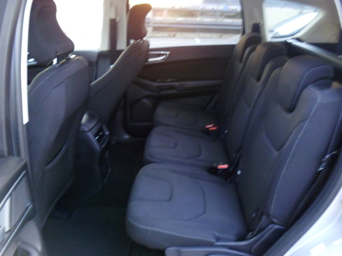 FordS-Max 2.0 TDCI Titanium 110 kW (150 CV) Vehículo usado en Barcelona - 14 FordS-Max 2.0 TDCI Titanium 110 kW (150 CV) Vehículo usado en Barcelona - 14