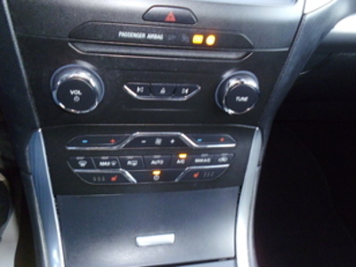 Ford S-Max 2.0 TDCI Titanium 110 kW (150 CV) Ford S-Max 2.0 TDCI Titanium 110 kW (150 CV)