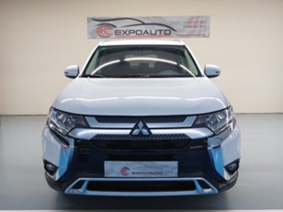 Mitsubishi Outlander 200 MPI Motion 2WD CVT 110 kW (150 CV) Mitsubishi Outlander 200 MPI Motion 2WD CVT 110 kW (150 CV)