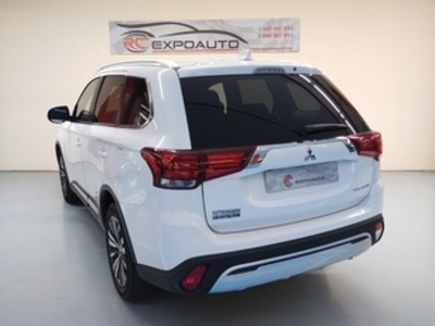 Mitsubishi Outlander 200 MPI Motion 2WD CVT 110 kW (150 CV) Mitsubishi Outlander 200 MPI Motion 2WD CVT 110 kW (150 CV)