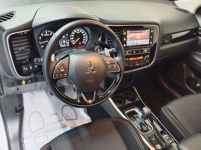 Mitsubishi Outlander 200 MPI Motion 2WD CVT 110 kW (150 CV) Mitsubishi Outlander 200 MPI Motion 2WD CVT 110 kW (150 CV)
