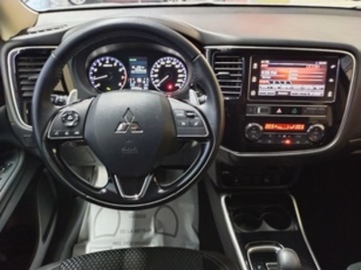 Mitsubishi Outlander 200 MPI Motion 2WD CVT 110 kW (150 CV) Mitsubishi Outlander 200 MPI Motion 2WD CVT 110 kW (150 CV)