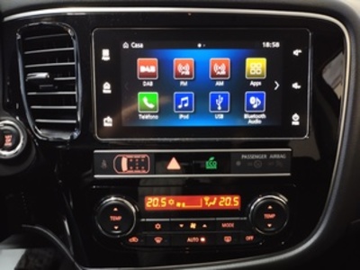 Mitsubishi Outlander 200 MPI Motion 2WD CVT 110 kW (150 CV) Mitsubishi Outlander 200 MPI Motion 2WD CVT 110 kW (150 CV)
