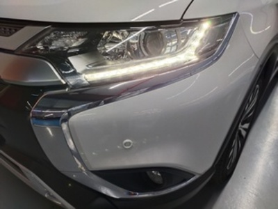 Mitsubishi Outlander 200 MPI Motion 2WD CVT 110 kW (150 CV) Mitsubishi Outlander 200 MPI Motion 2WD CVT 110 kW (150 CV)