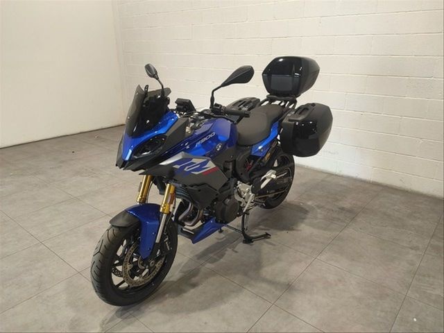 BMW Motorrad  F 900 XRthumbs2