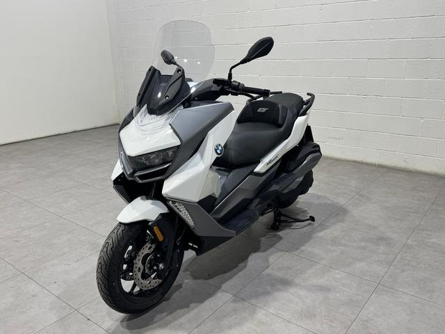 BMW Motorrad  C 400 GTthumbs2