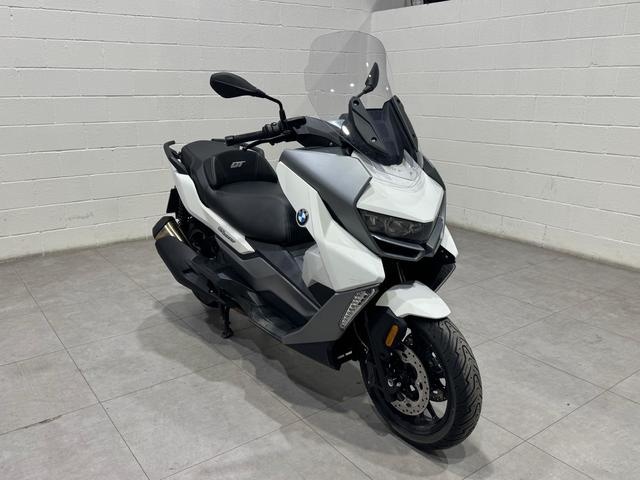BMW Motorrad  C 400 GTthumbs4