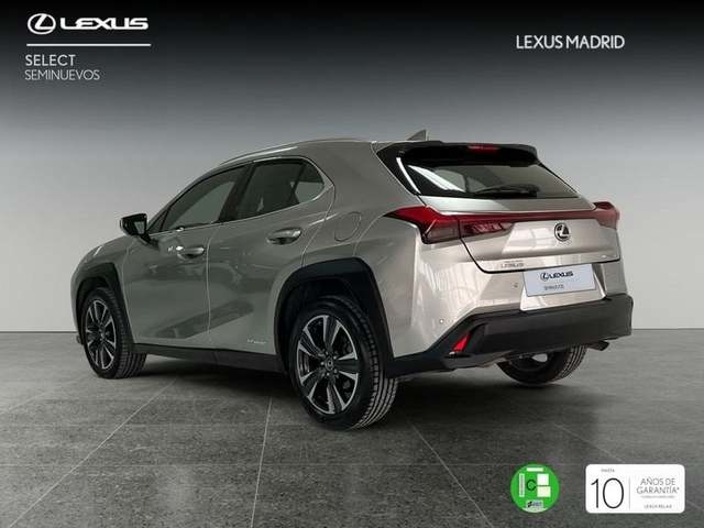 Lexus UX 250h Premium 135 kW (184 CV) Vehículo usado en Madrid - 2
