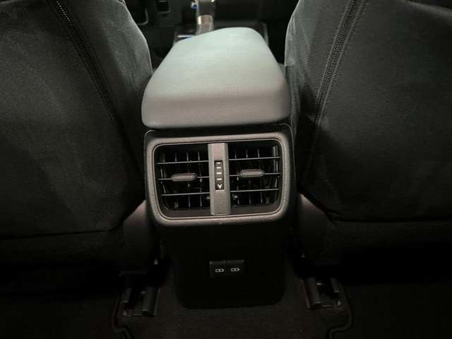 Lexus UX 250h Premium 135 kW (184 CV) Vehículo usado en Madrid - 21 Lexus UX 250h Premium 135 kW (184 CV) Vehículo usado en Madrid - 21