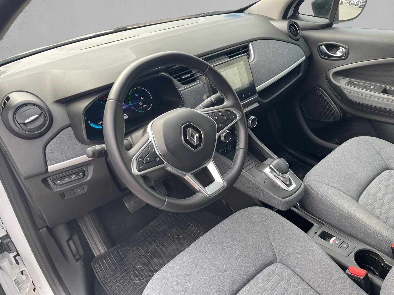 Renault Zoe Evolution R110 batería 50kWh 79 kW (108 CV) - 7 Renault Zoe Evolution R110 batería 50kWh 79 kW (108 CV) - 7