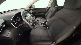 Hyundai Tucson 1.6 TGDI Klass 4x2 110 kW (150 CV) Hyundai Tucson 1.6 TGDI Klass 4x2 110 kW (150 CV)