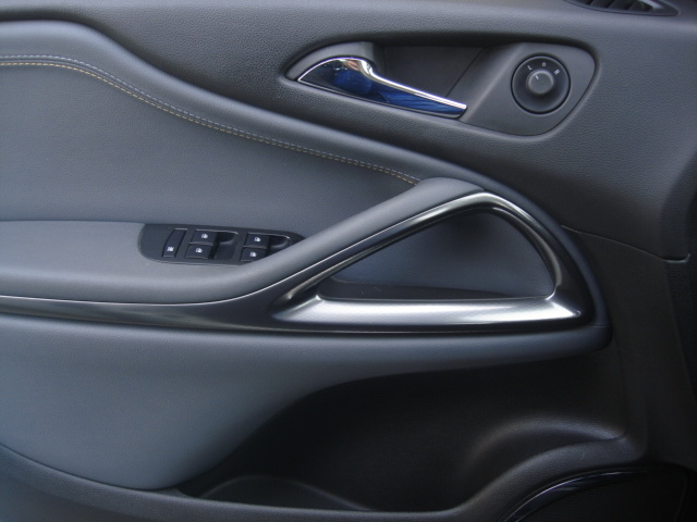 OpelZafira Tourer 2.0 CDTi Selective 96 kW (130 CV) Vehículo usado en Barcelona - 27 OpelZafira Tourer 2.0 CDTi Selective 96 kW (130 CV) Vehículo usado en Barcelona - 27