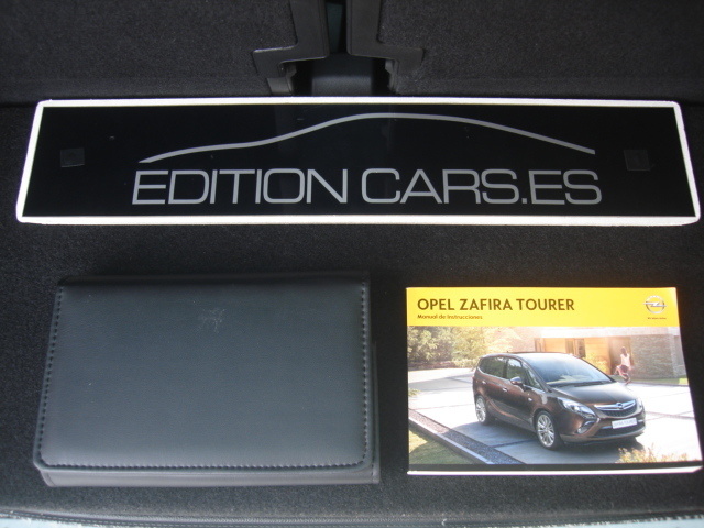 OpelZafira Tourer 2.0 CDTi Selective 96 kW (130 CV) Vehículo usado en Barcelona - 29