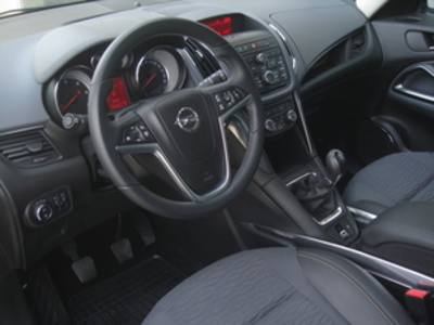 Opel Zafira Tourer 2.0 CDTi Selective 96 kW (130 CV) Opel Zafira Tourer 2.0 CDTi Selective 96 kW (130 CV)