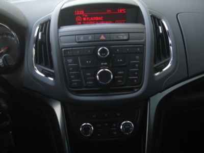 Opel Zafira Tourer 2.0 CDTi Selective 96 kW (130 CV) Opel Zafira Tourer 2.0 CDTi Selective 96 kW (130 CV)