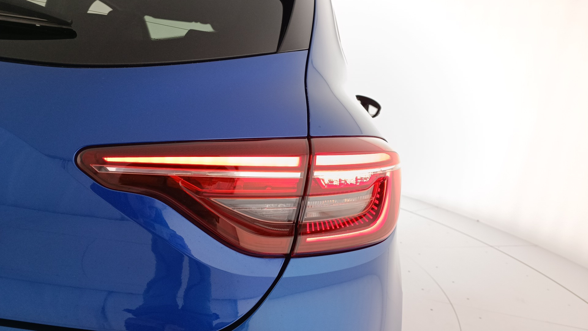 Renault Clio Techno dCi 74 kW (100 CV) - 8