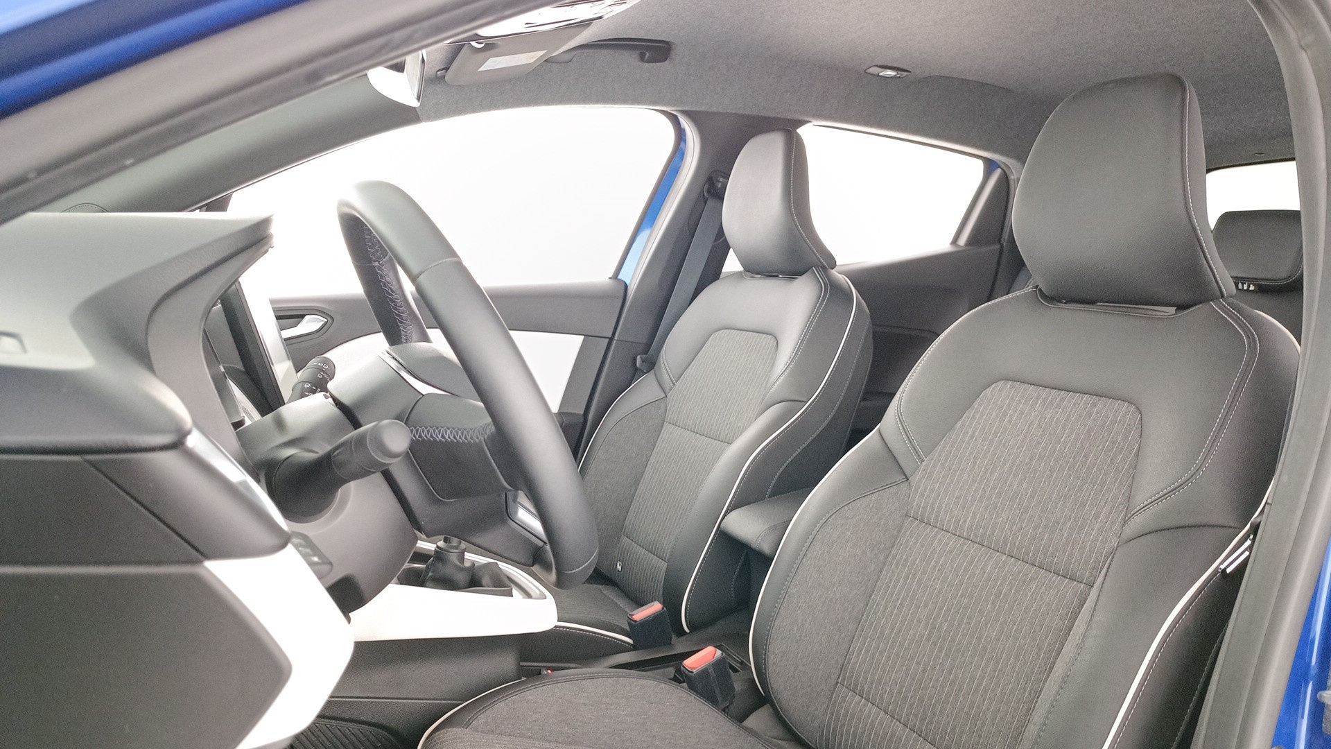Renault Clio Techno dCi 74 kW (100 CV) - 12