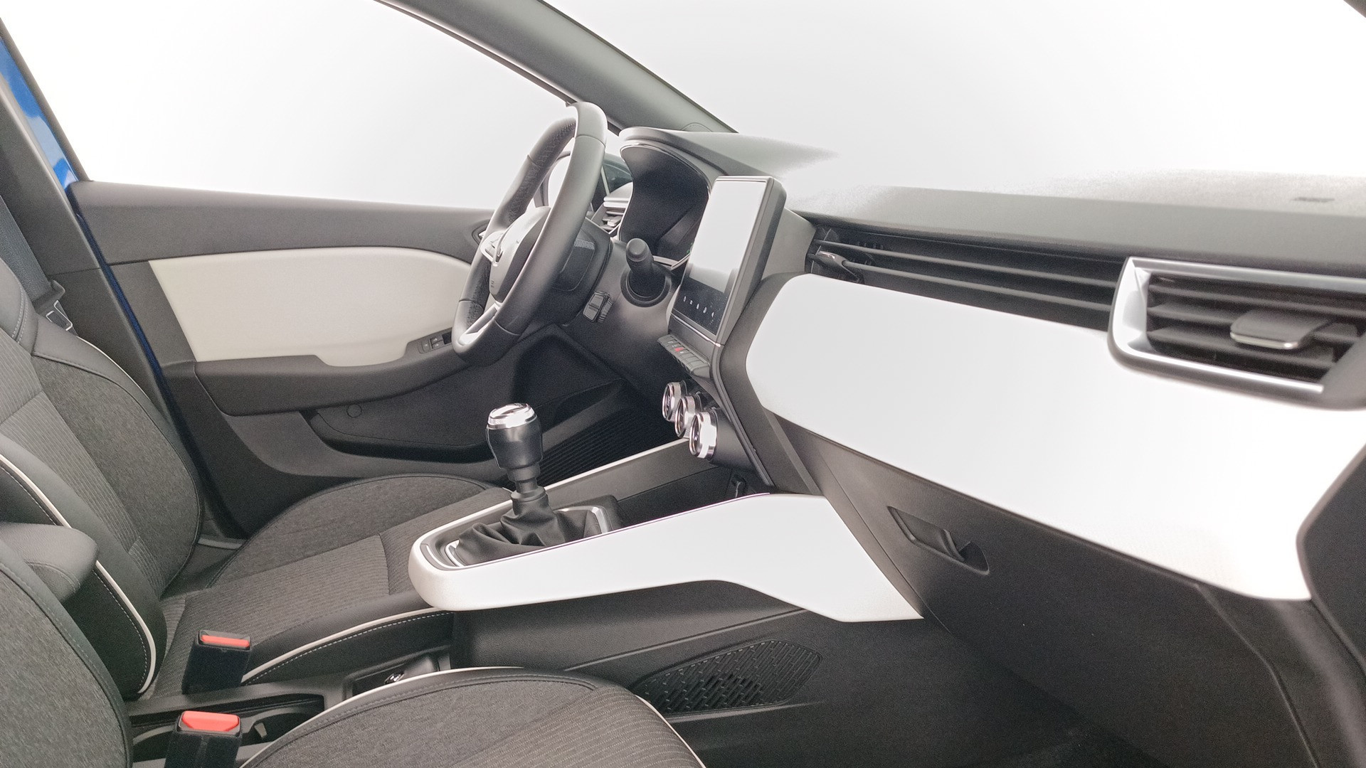 Renault Clio Techno dCi 74 kW (100 CV) - 14