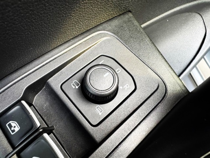 VolkswagenT-Roc Sport 2.0 TSI 4Motion 140 kW (190 CV) DSG Vehículo usado en Barcelona - 12 VolkswagenT-Roc Sport 2.0 TSI 4Motion 140 kW (190 CV) DSG Vehículo usado en Barcelona - 12