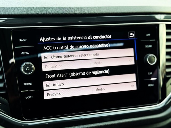 VolkswagenT-Roc Sport 2.0 TSI 4Motion 140 kW (190 CV) DSG Vehículo usado en Barcelona - 25 VolkswagenT-Roc Sport 2.0 TSI 4Motion 140 kW (190 CV) DSG Vehículo usado en Barcelona - 25