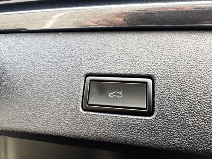 VolkswagenT-Roc Sport 2.0 TSI 4Motion 140 kW (190 CV) DSG Vehículo usado en Barcelona - 39 VolkswagenT-Roc Sport 2.0 TSI 4Motion 140 kW (190 CV) DSG Vehículo usado en Barcelona - 39