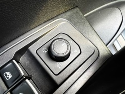 Volkswagen T-Roc Sport 2.0 TSI 4Motion 140 kW (190 CV) DSG Volkswagen T-Roc Sport 2.0 TSI 4Motion 140 kW (190 CV) DSG