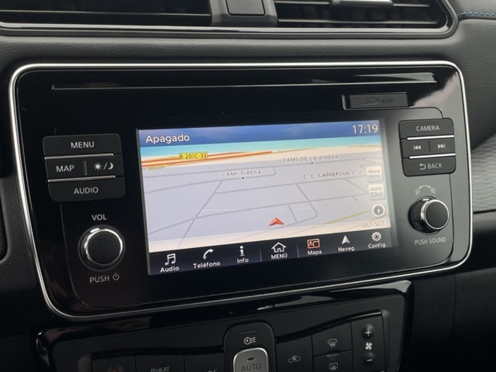 NissanLeaf 40kWh Tekna 110 kW (150 CV) Vehículo usado en Barcelona - 14 NissanLeaf 40kWh Tekna 110 kW (150 CV) Vehículo usado en Barcelona - 14