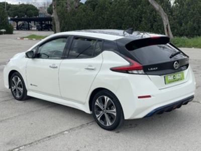 Nissan Leaf 40kWh Tekna 110 kW (150 CV) Nissan Leaf 40kWh Tekna 110 kW (150 CV)