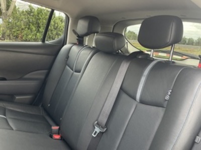 Nissan Leaf 40kWh Tekna 110 kW (150 CV) Nissan Leaf 40kWh Tekna 110 kW (150 CV)